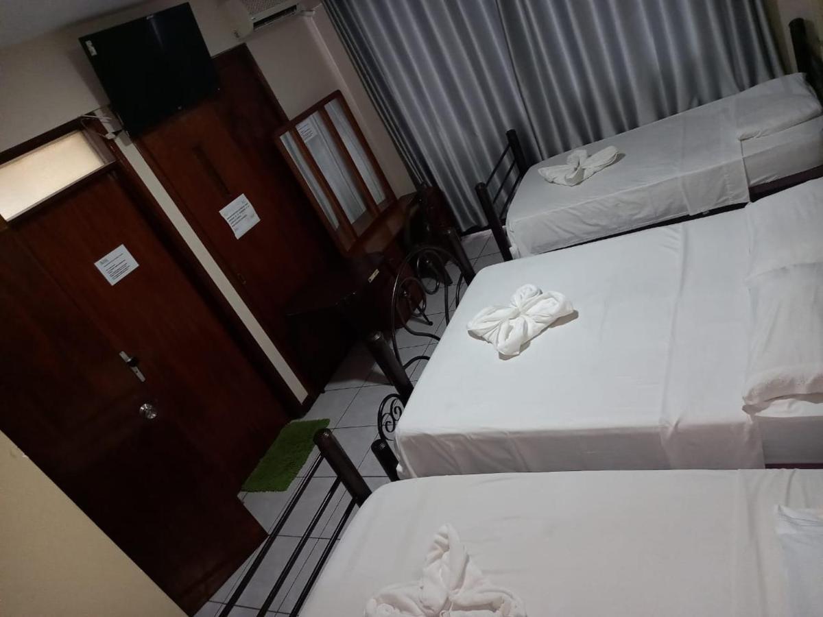 Hostal Ibiza Santa Cruz de La Sierra Eksteriør billede