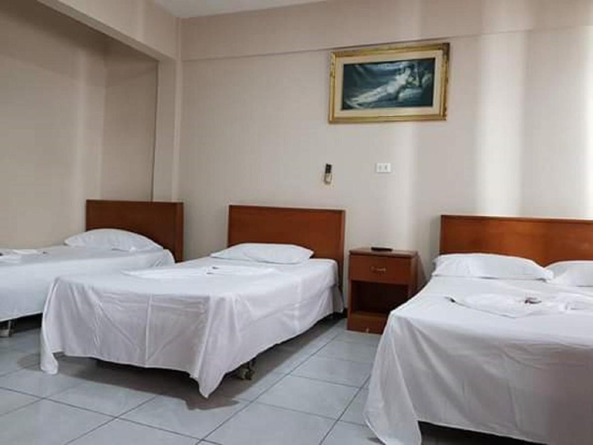 Hostal Ibiza Santa Cruz de La Sierra Eksteriør billede