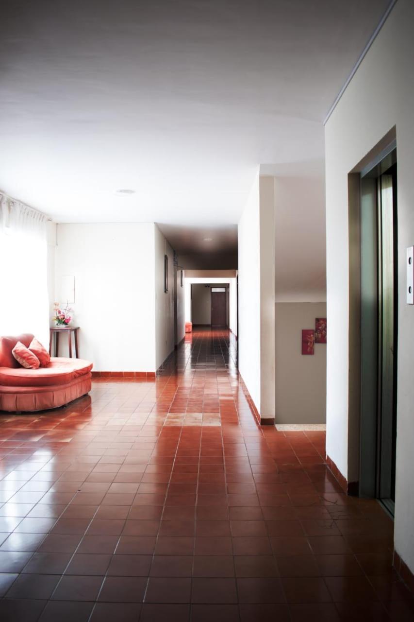 Hostal Ibiza Santa Cruz de La Sierra Eksteriør billede